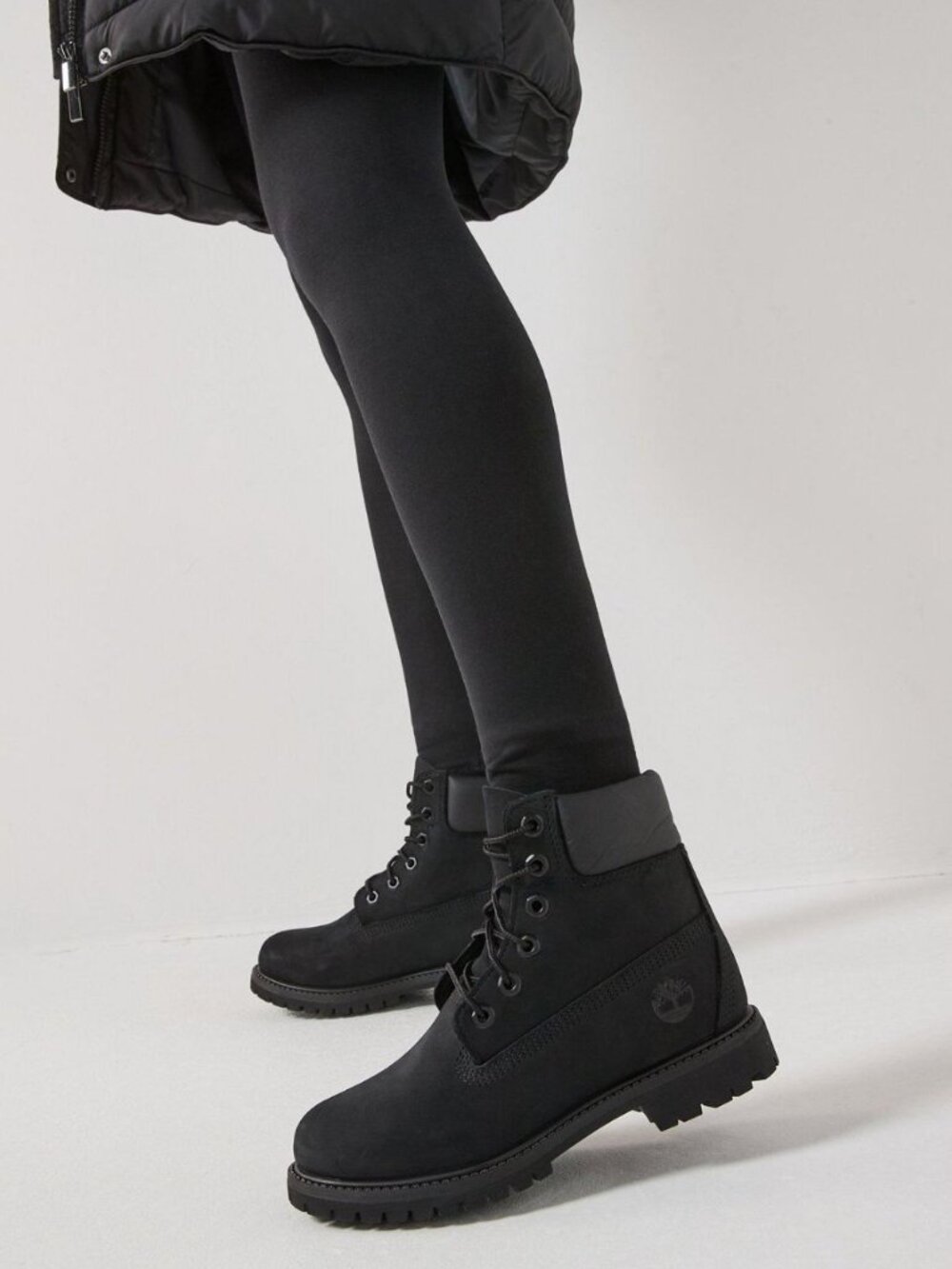 Timberland® Premium 6-Inch Waterproof Boot Women's size 10